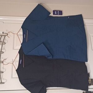 New Sivvan Scrubs 2 Tops Mock Wrap Size Large
